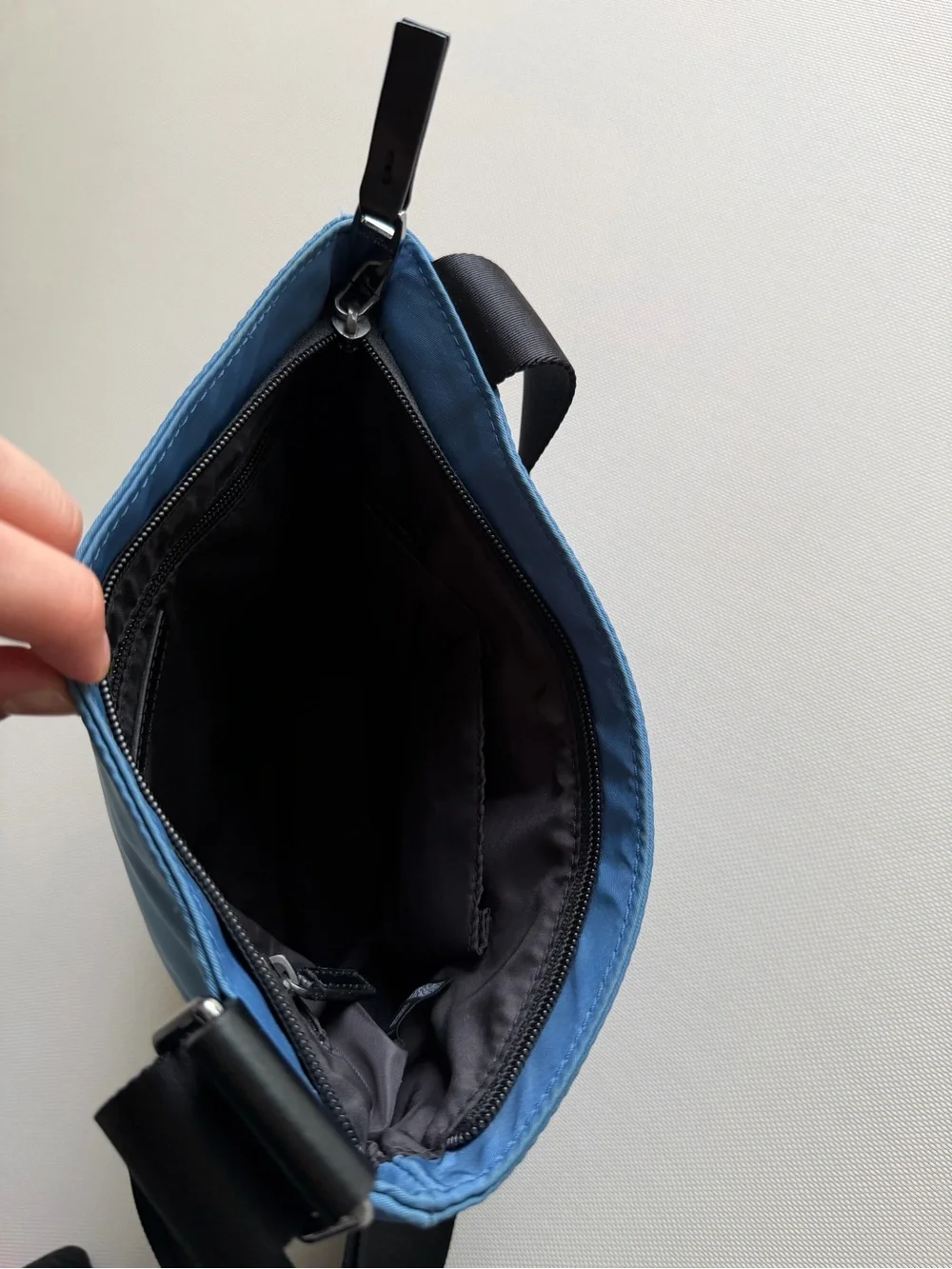 Michael Kors Blue Nylon Crossbody Messenger Bag with Black Strap